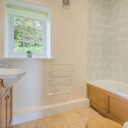 בית נופש 1 Bed In Penrith Oc-sz176 *